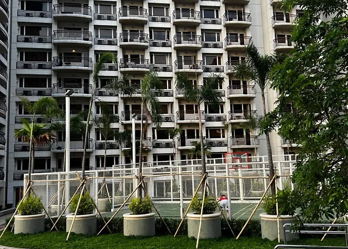 Faerydae - Free Pool Access * Manila
